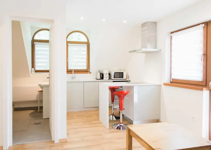 מלון דירות Diofa קסזטלי